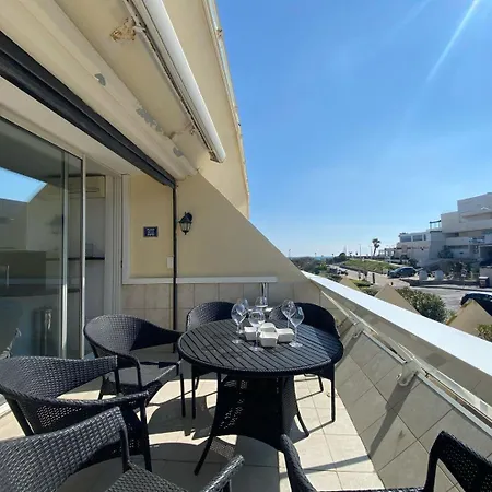 شقة Lumiere D'heliopolis, Avec Vue Mer, Climatisation آجد